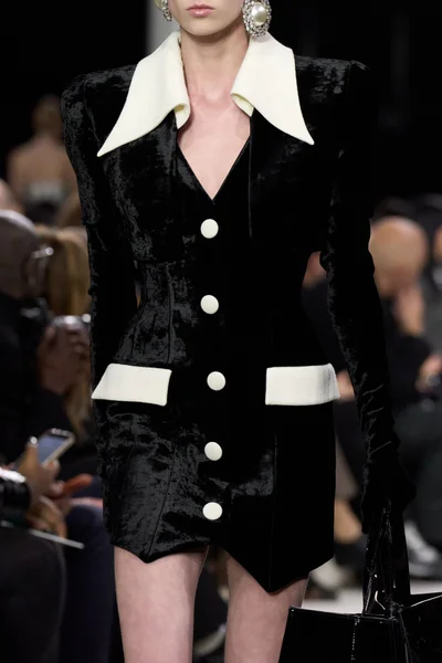 Look 91